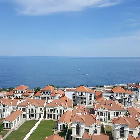 Brand New With Direct Sea View Lejlighed *